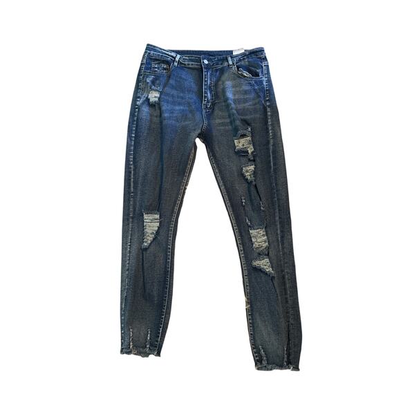EUC Unbranded Women's Distressed Blue Jeans Straight Leg Stretchy Size 1XL - Picture 1 of 4